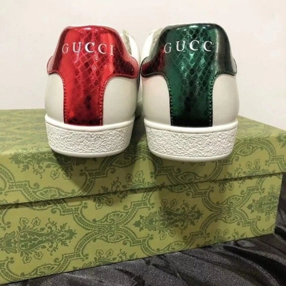 Women's GG Ace Embroidered Bee Sneakers